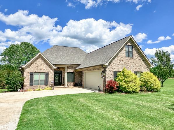 276 Sandstone Cir, Caledonia, MS 39740