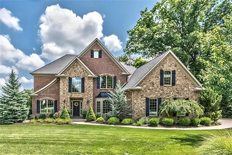 1402 Scarlett Ridge Dr photo 1