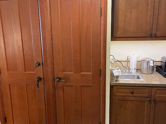 3rd image of 400 Resort Rd #238