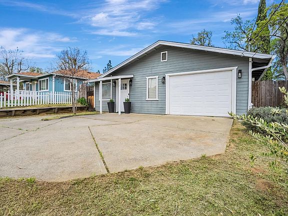 2nd image of 372 Forest Drive