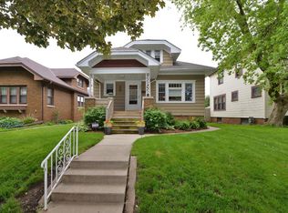 2041 Deane Blvd, Racine, WI 53403