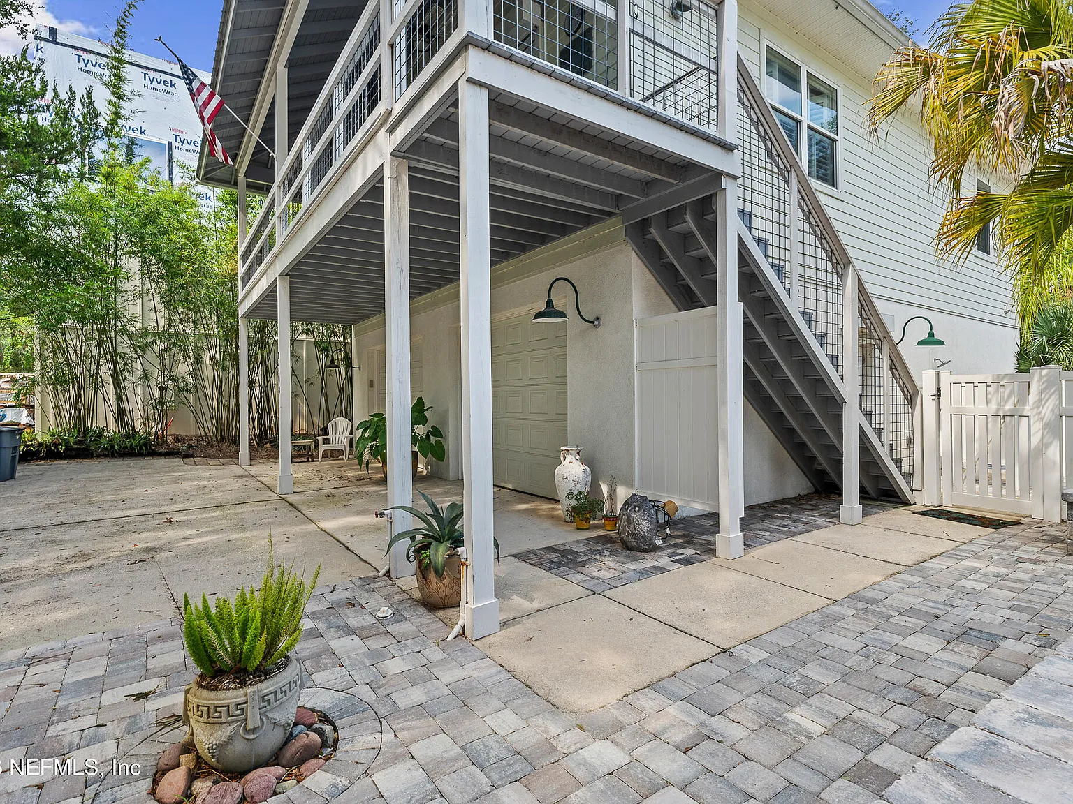 2 bed, 3.0 bath, 1260 sqft, $3,300 — Photo 3