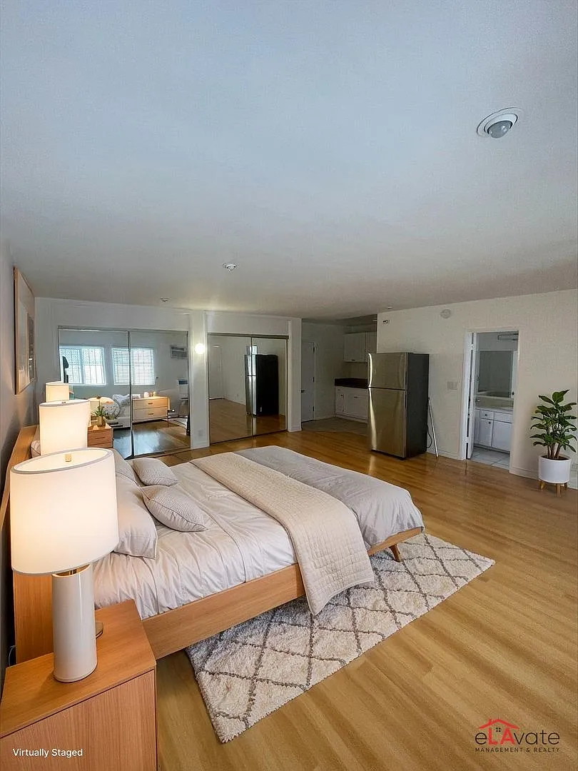 Studio, 1.0 bath, 550 sqft, $1,895 — Photo 2