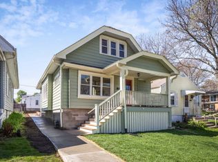 805 E Holt Ave, Milwaukee, WI 53207