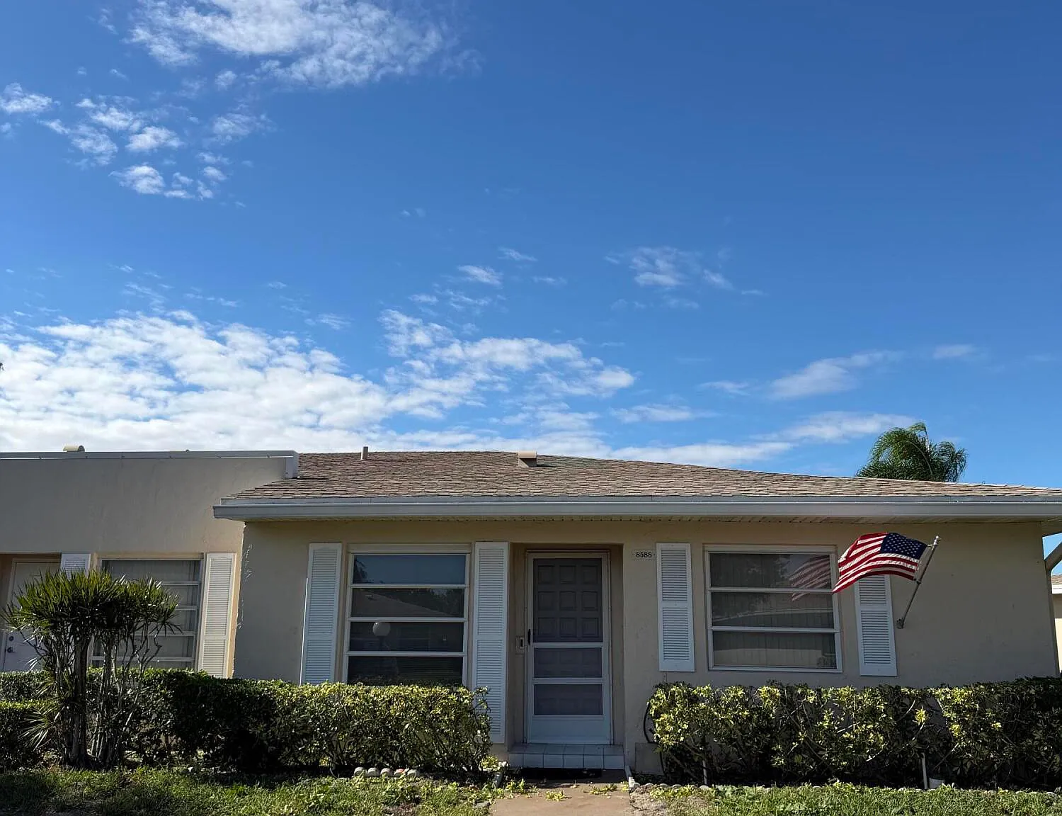 2 bed, 2.0 bath, 1332 sqft, $3,300 — Photo 1