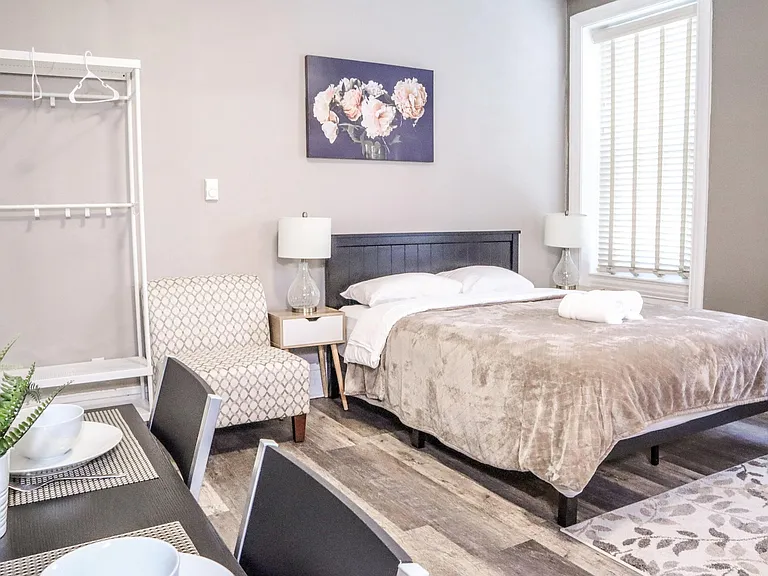 302 S 12th St #201B — Photo 4