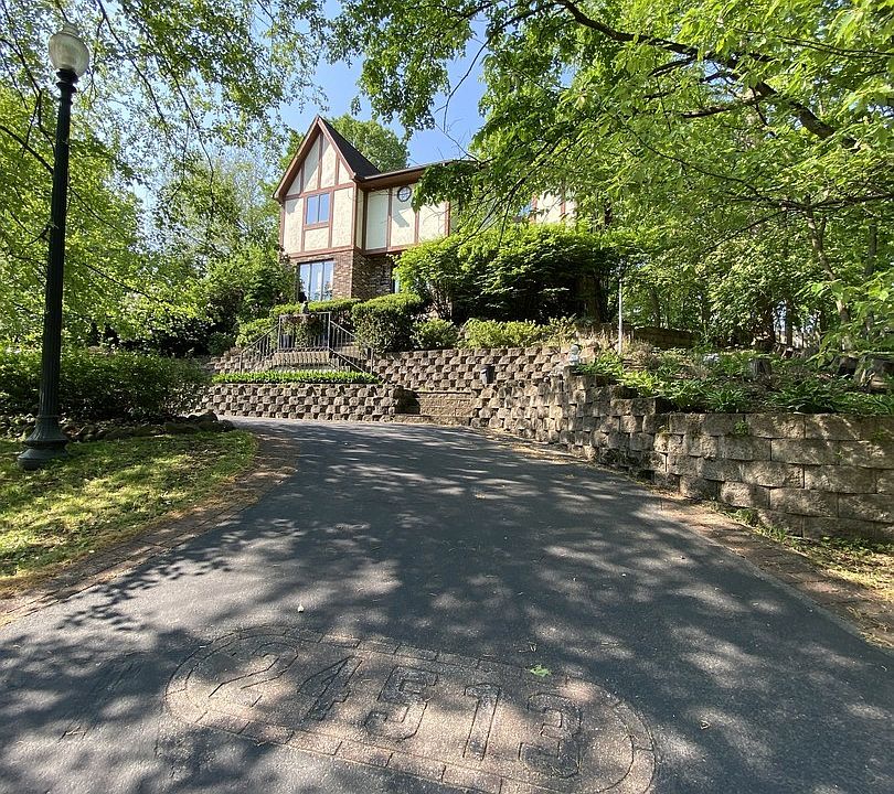 1st image of 24513 W Guinevere Ln