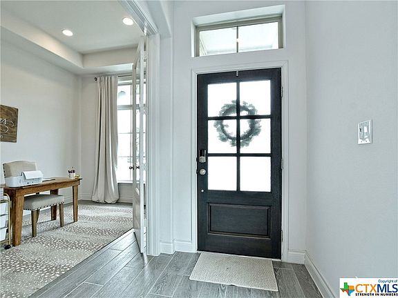5th image of 212 Magdalene Way