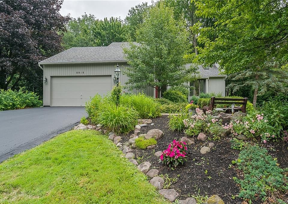 1st image of 8818 Lombardi Dr