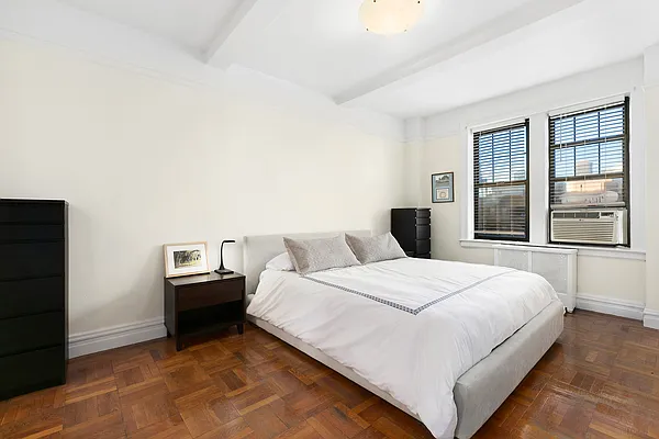 Rented by Corcoran | media 17