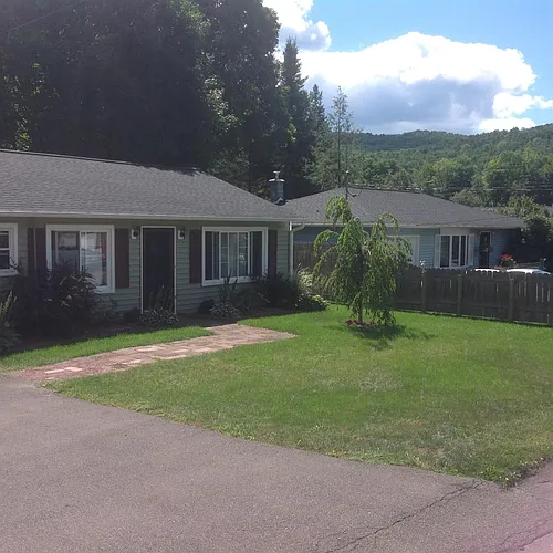 133 Grand Ave Photo 1