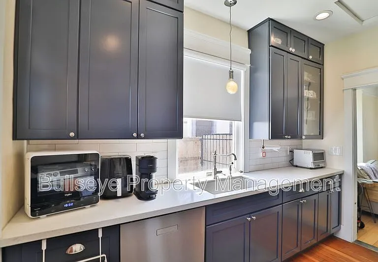 1238 E McKinley St — Photo 9