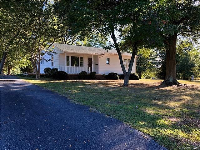 1st image of 325 Highland Dr