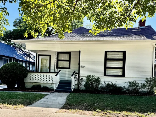 1912 Hurley Ave, Fort Worth, TX 76110