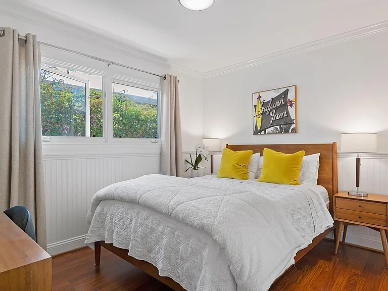 2290 Golden Gate Ave — Photo 10