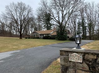 2742 Riverbend Rd, Allentown, PA 18103