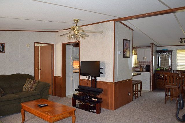 2nd image of 712 Stony Mill Rd