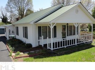 844 E Louise St, Clarkesville, GA 30523