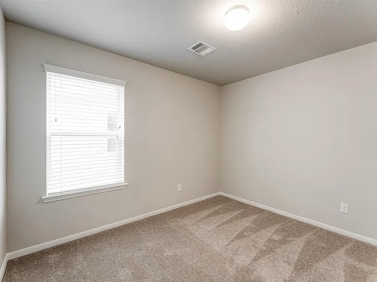 2311 Bright Sunrise Trl — Photo 35