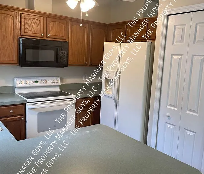 155 Chestnut Ave — Photo 7