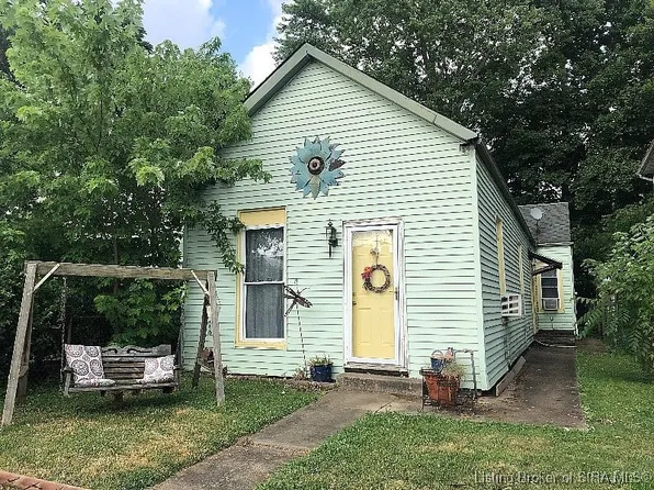 330 E 12th Street, New Albany, IN 47150