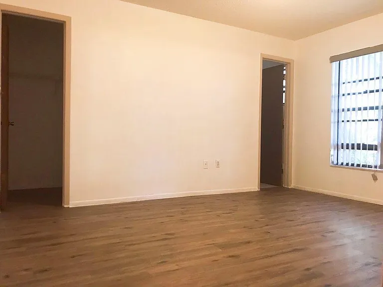 2919 Prince Oak Ct — Photo 6