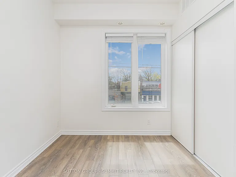 3580 Lake Shore Blvd W #16 — Photo 13