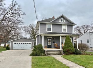 305 Louise Ave, Bellevue, OH 44811