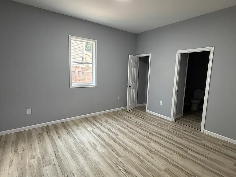 824 S Washington St — Photo 8