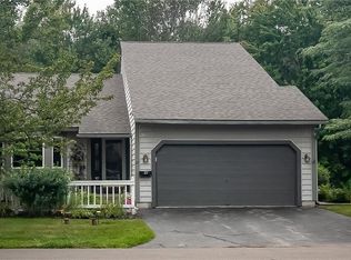 27 Parkington Cir, East Syracuse, NY 13057