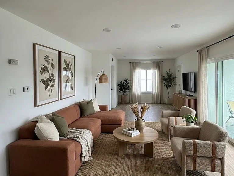 8015 McNulty Ave — Photo 5