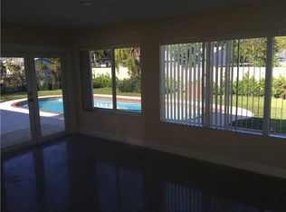 19301 Holiday Rd, Cutler Bay, FL 33157