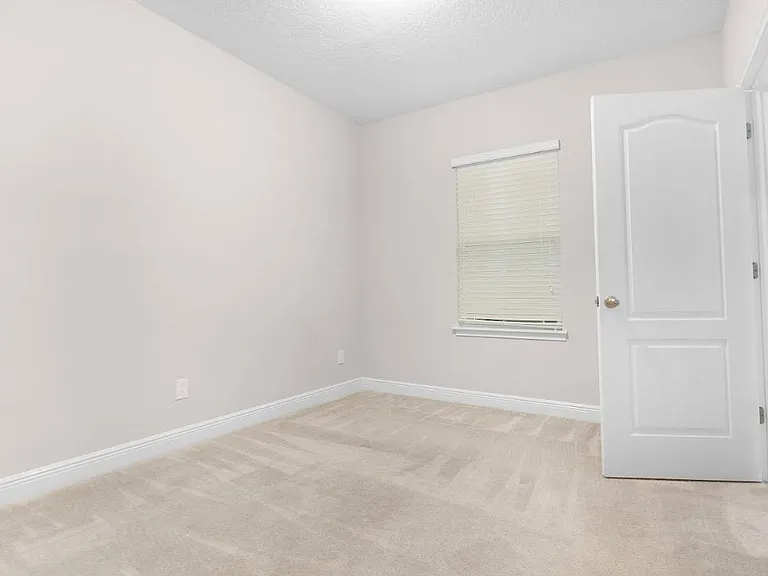 6537 Calamondin Dr — Photo 15