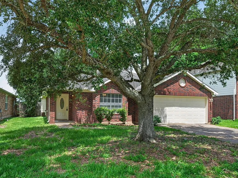 1208 Cambay Dr — Photo 6