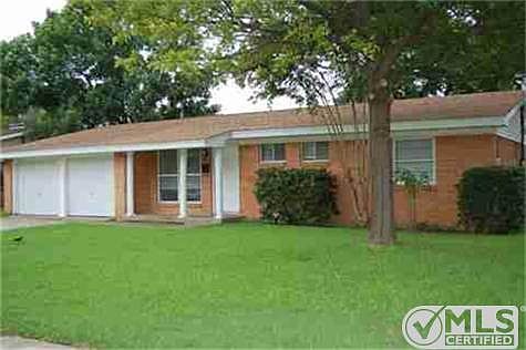 1st image of 3023 Topaz Ln