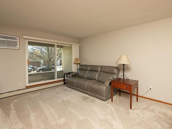 3rd image of 1911 Viking Dr NW APT 25