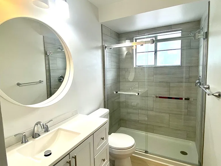 1373 W 7th Ave #H — Photo 12