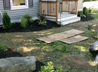 69 Woodlawn Ave, Kittery, ME 03904