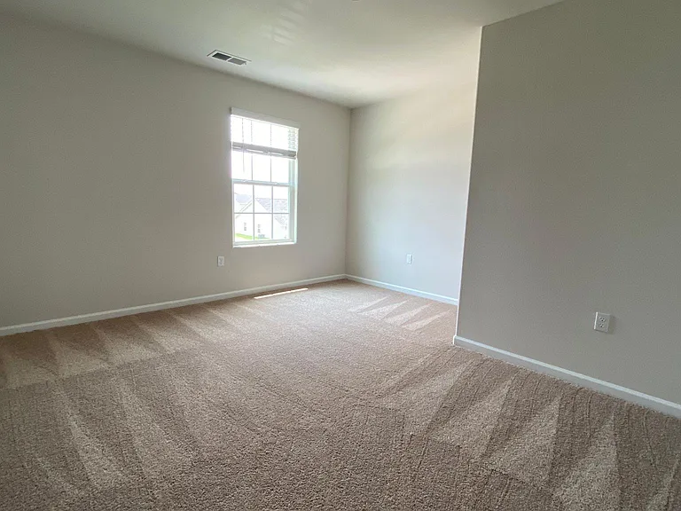 216 Caffee Dr — Photo 21