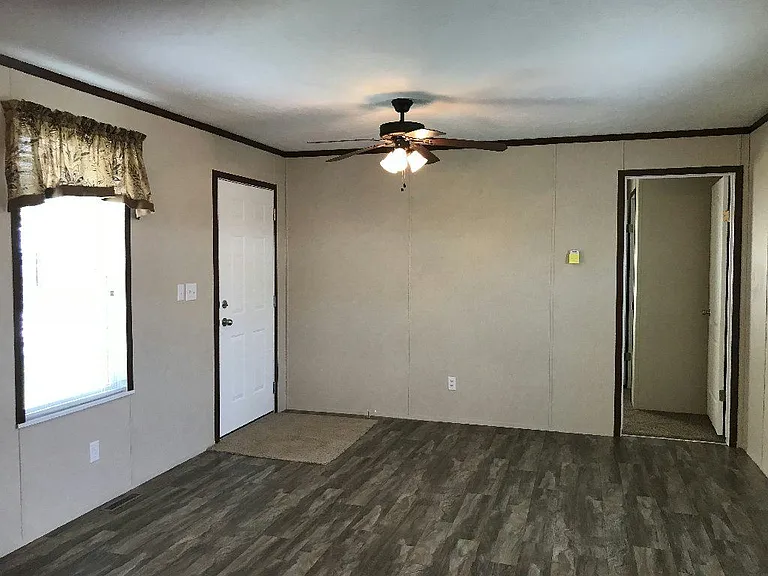 Reynolds Senior Village — Photo 25