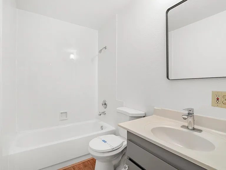 8629 Stanwell St — Photo 16