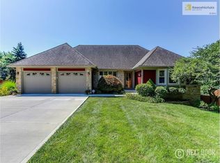 10421 W 50th Ter, Shawnee, KS 66203