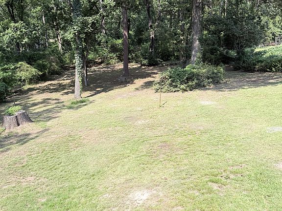 2nd image of 3960 Dorothy Dr