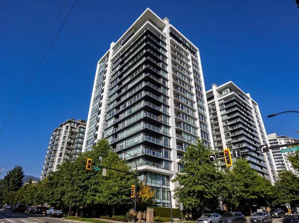 1320 Chesterfield Ave #1103, North Vancouver, BC V7M 0A6