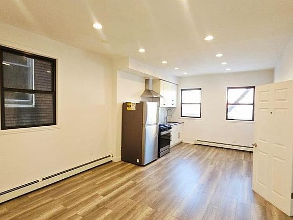 5th image of 1210 12th St Floor 2