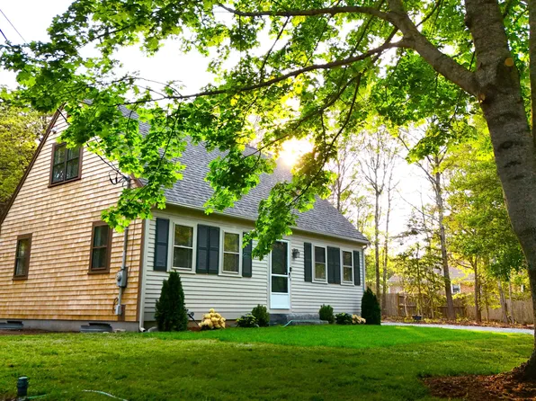 147 Chippingstone Road, Marstons Mills, MA 02648