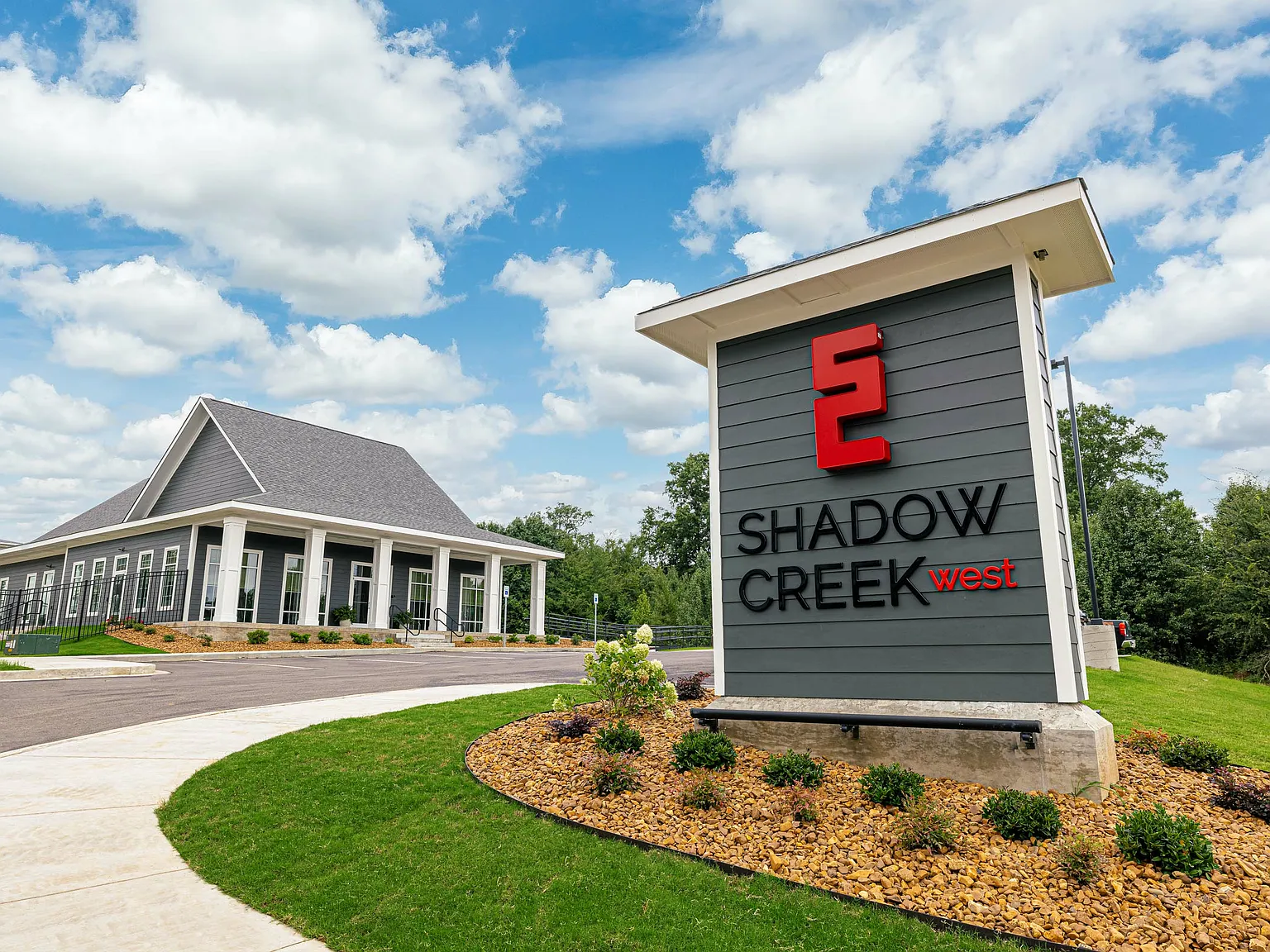 Shadow Creek West New Apartments — Photo 1