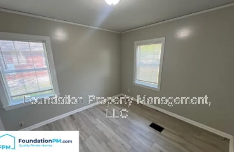 1847 Driftwood Ave — Photo 12