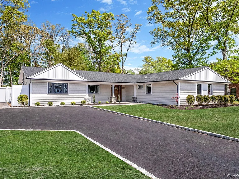 1335 Stony Brook Rd — Photo 3