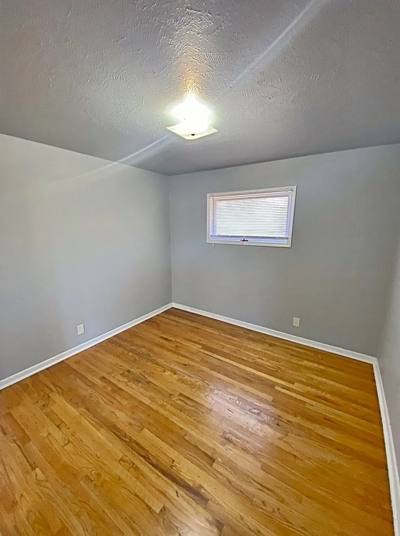 Boyd Street 4502-4506 — Photo 3